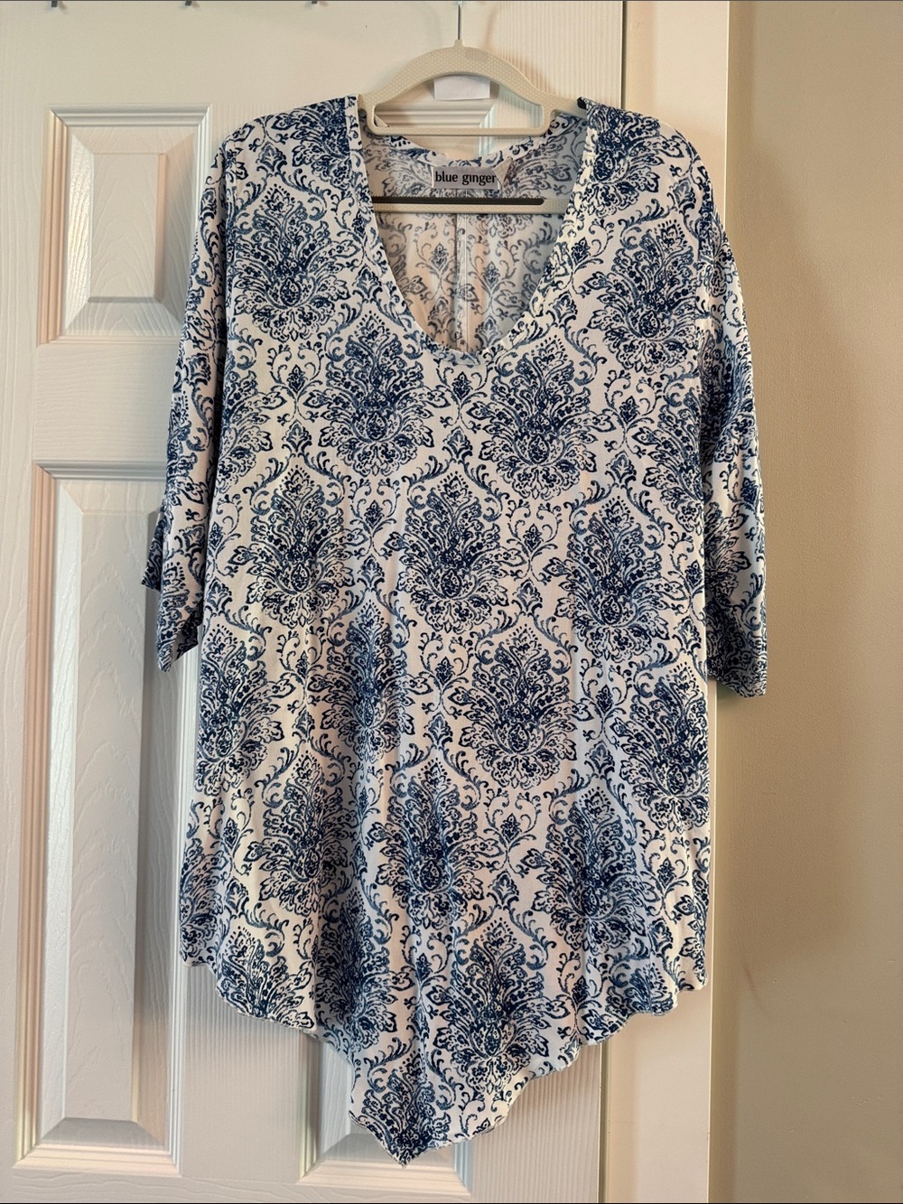 Blue Ginger White & Navy V-Neck Printed Tunic